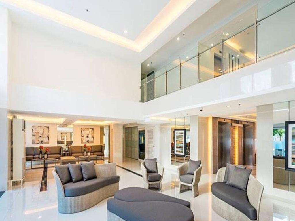 All At Jazz - Makati Serviced Apartments Макати Экстерьер фото