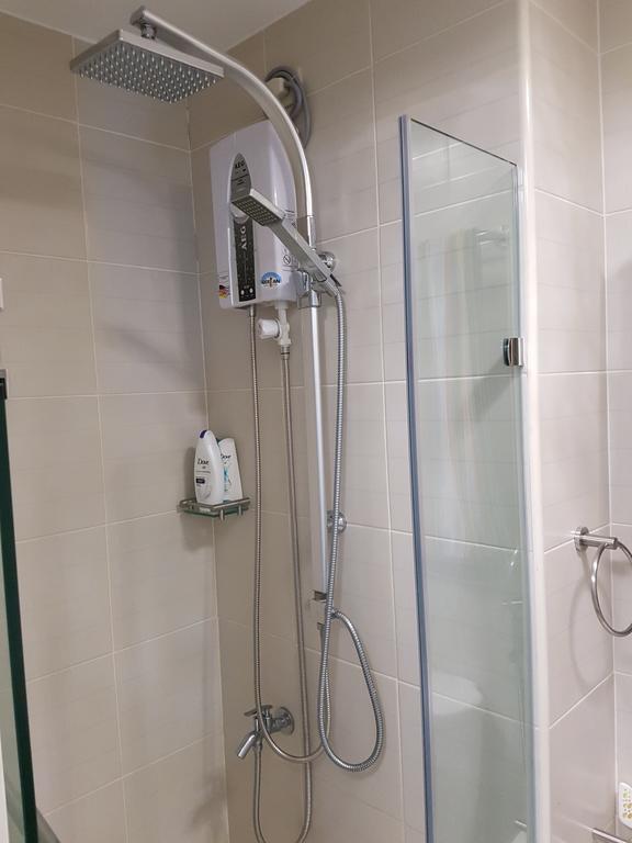 All At Jazz - Makati Serviced Apartments Макати Экстерьер фото