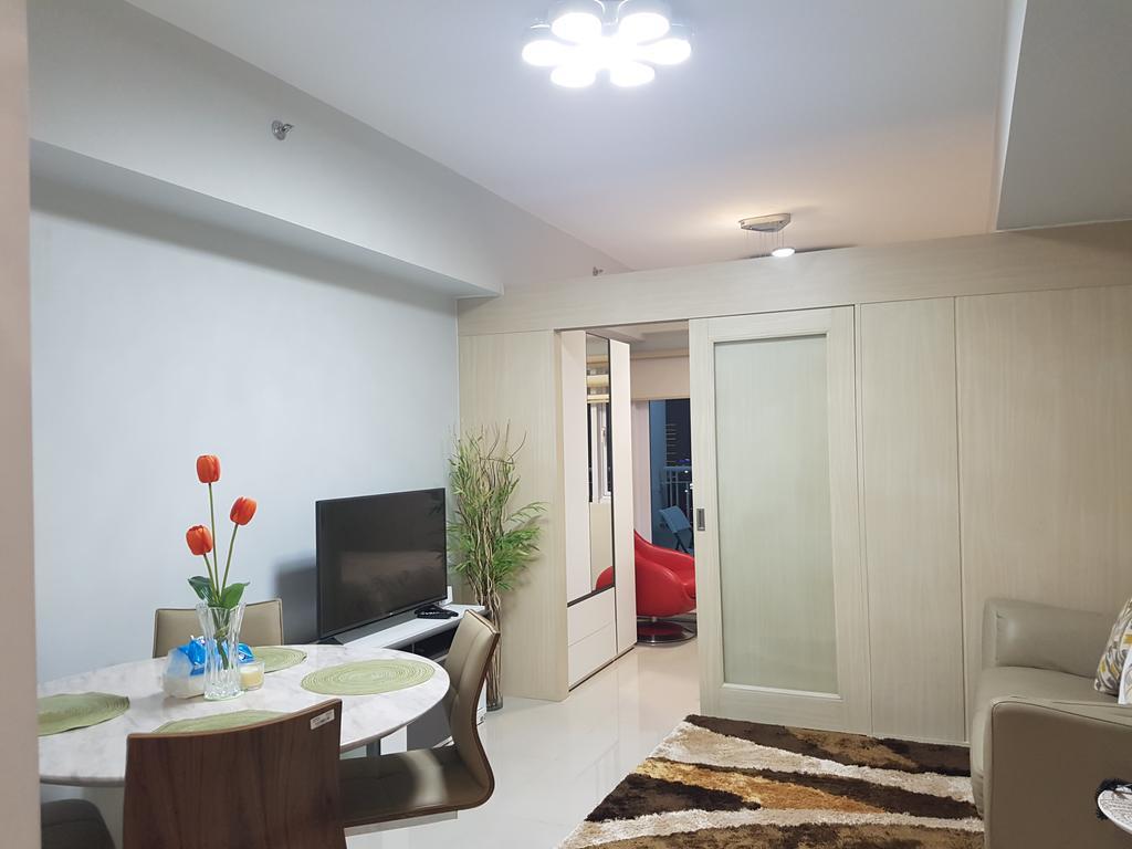All At Jazz - Makati Serviced Apartments Макати Экстерьер фото